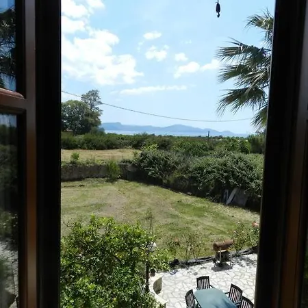 Ferienwohnung La Casa Di Ercole Across Bay Of Nafplio. Míloi Exterior foto